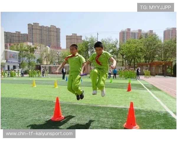 聚焦校园体育精神培养的内容平台阵地，学校体育精神宣传语